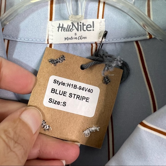 Hello Nite! Revolve Satin Pinstripe Long Sleeve Button Down Pajama Top Size S - Picture 6 of 7